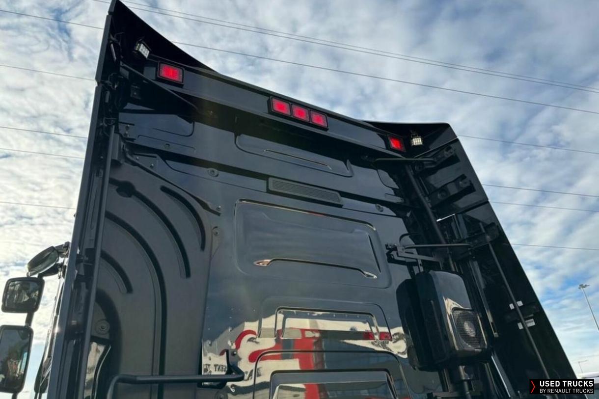 Renault Trucks T High 
