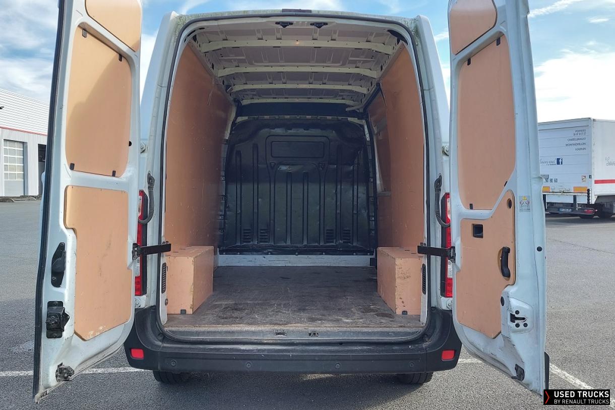 Renault Trucks Master 130