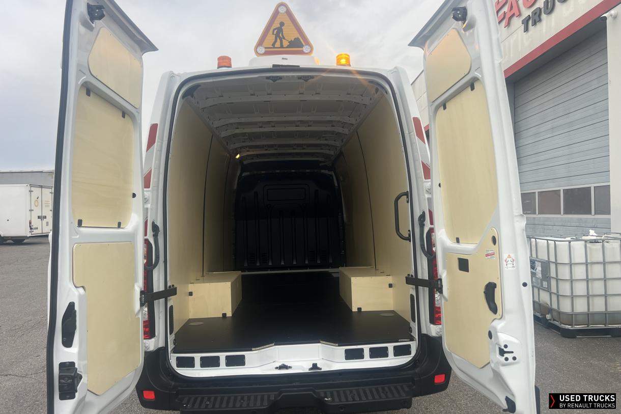 Renault Master 165