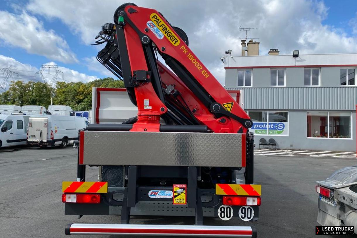 Renault Trucks D Wide 