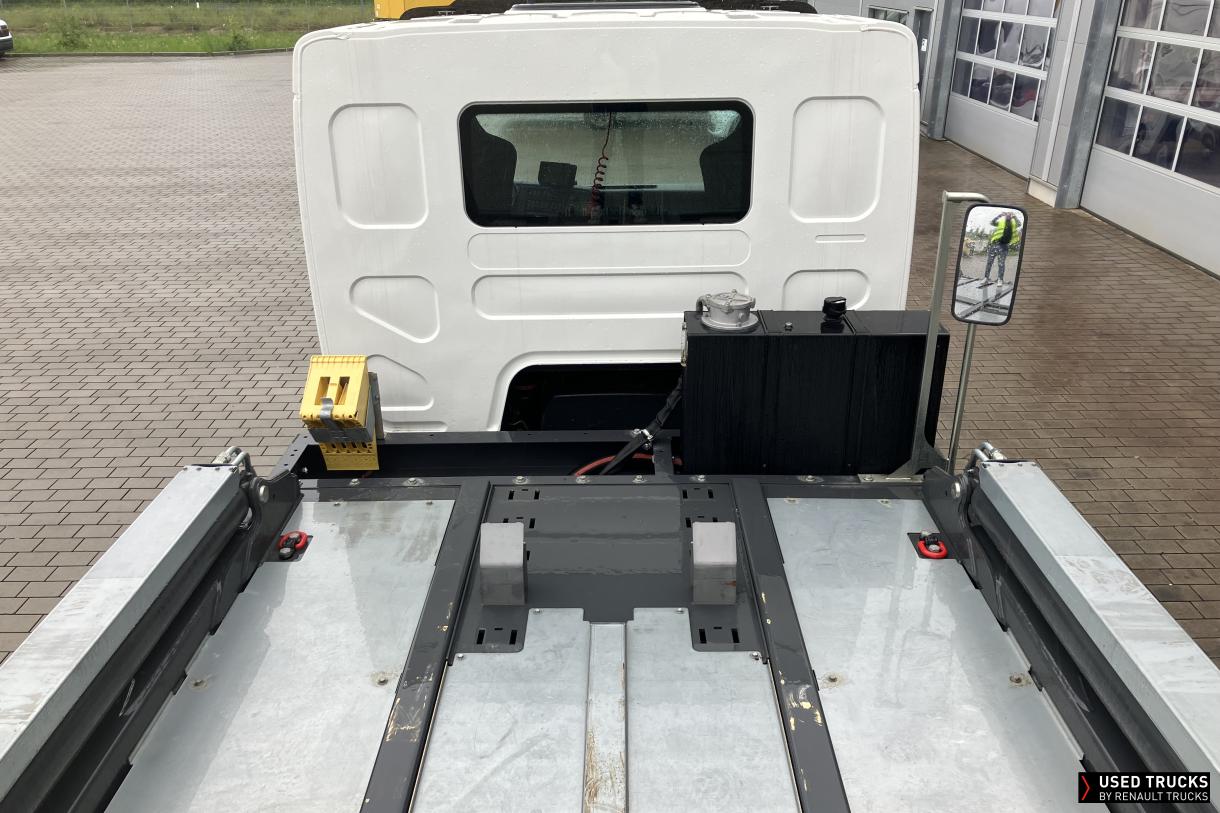 Renault Trucks D Wide 