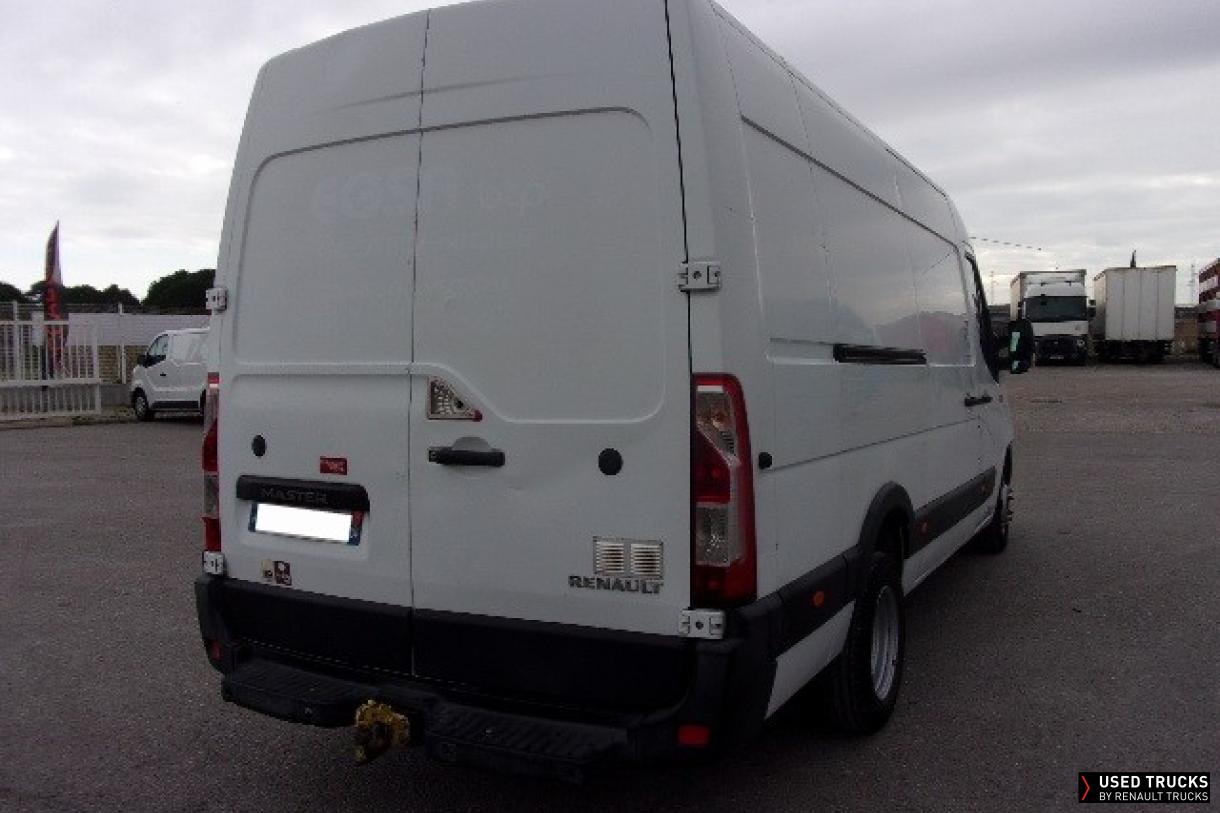 Renault Trucks Master 165