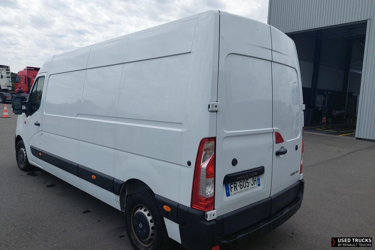 Renault Trucks Master 135