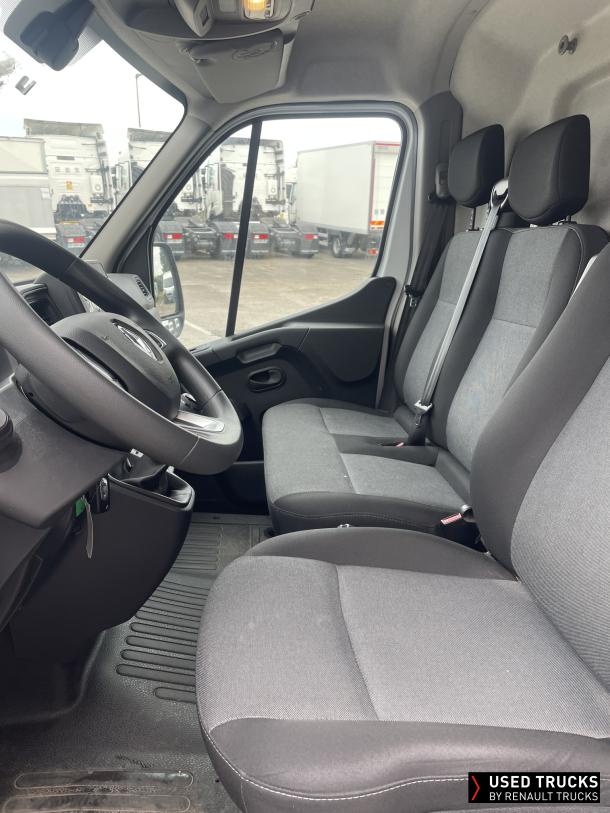 Renault Trucks Master 135
