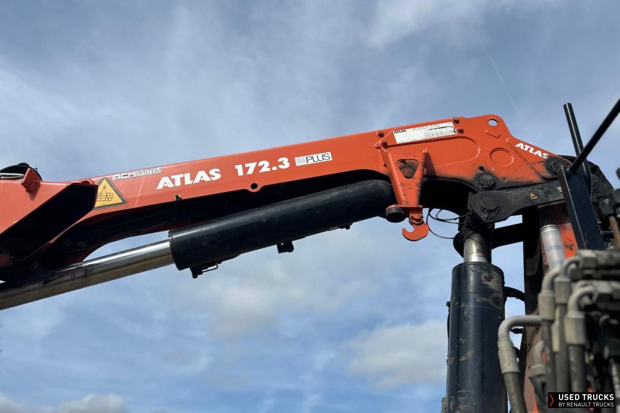 Renault Trucks D Wide 320