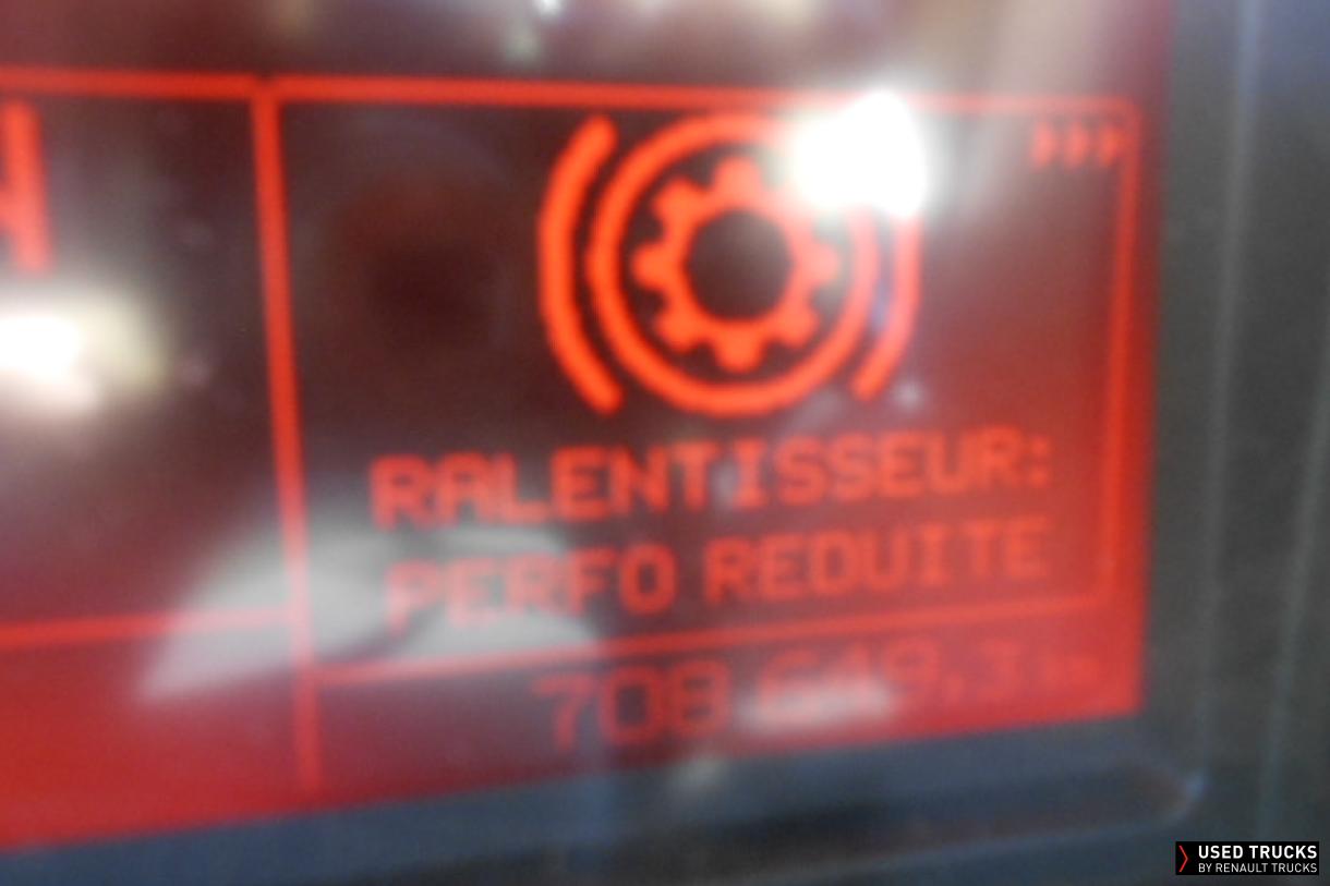 Renault Trucks Premium Route 460