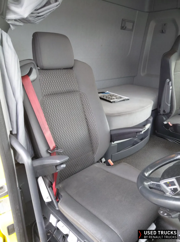 Renault Trucks T 440