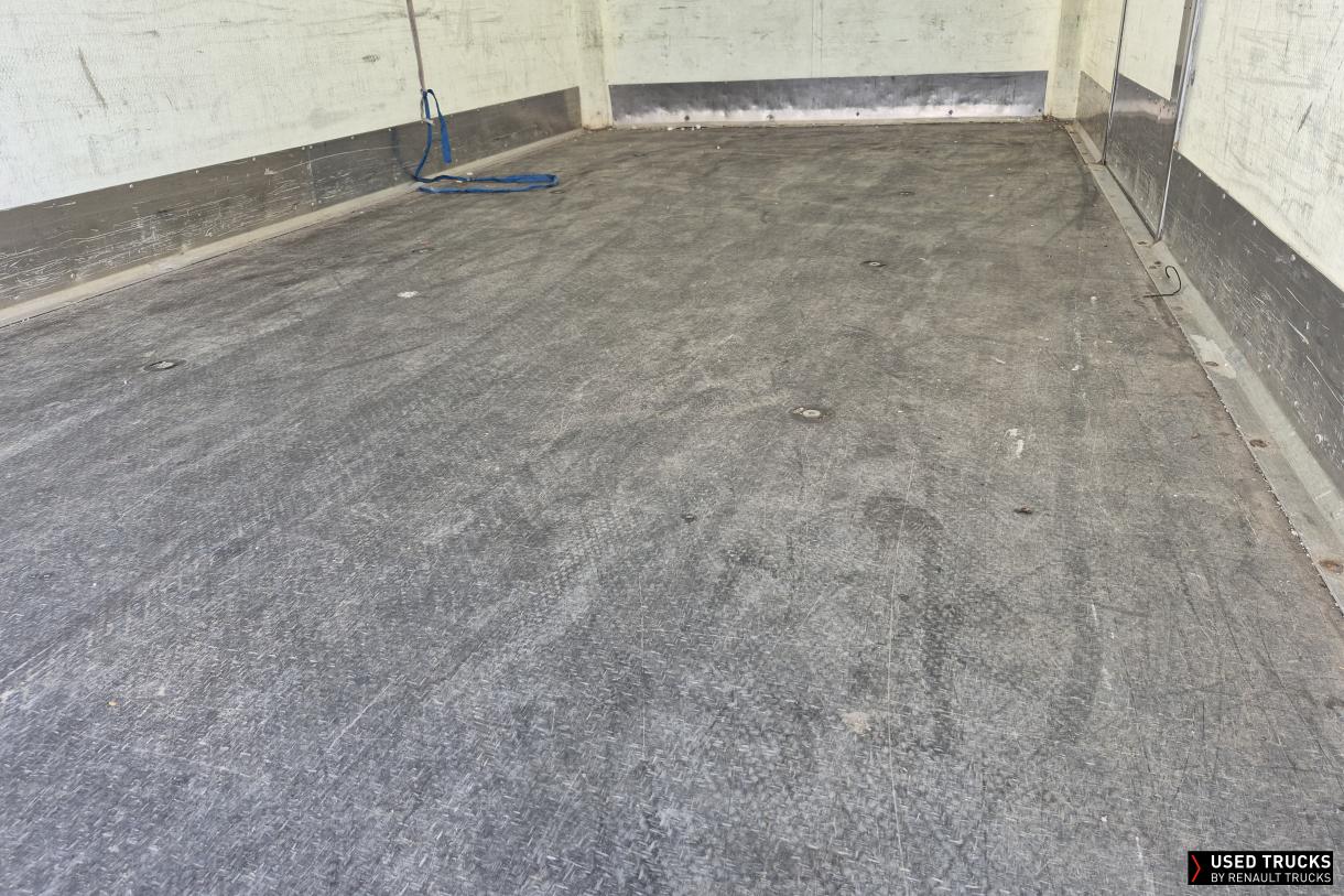 Renault Trucks Master 