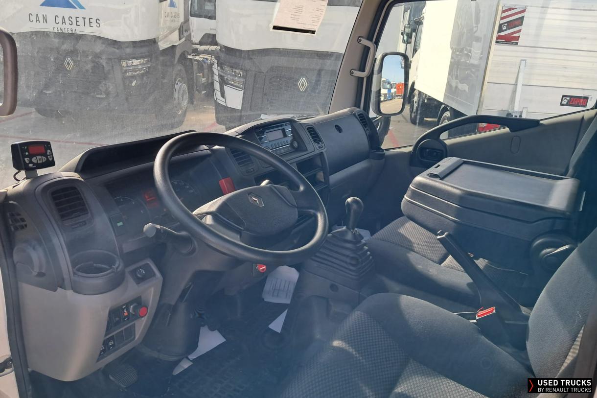 Renault Trucks Maxity 130