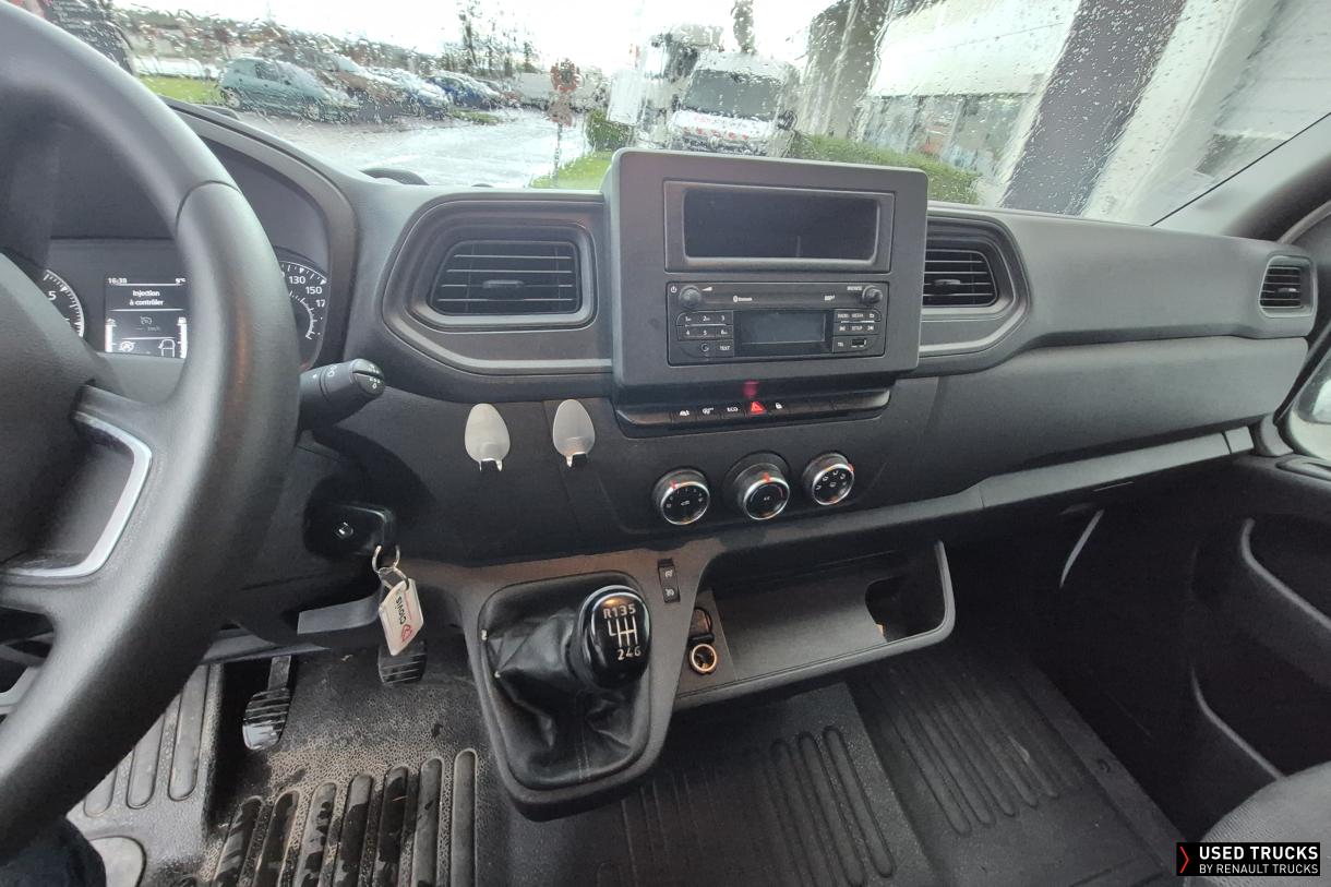 Renault Trucks Master 145