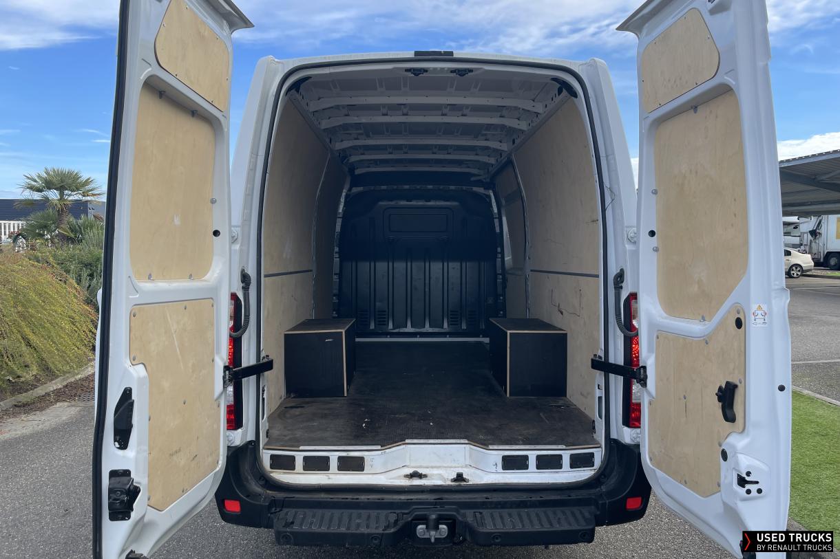 Renault Trucks Master 165