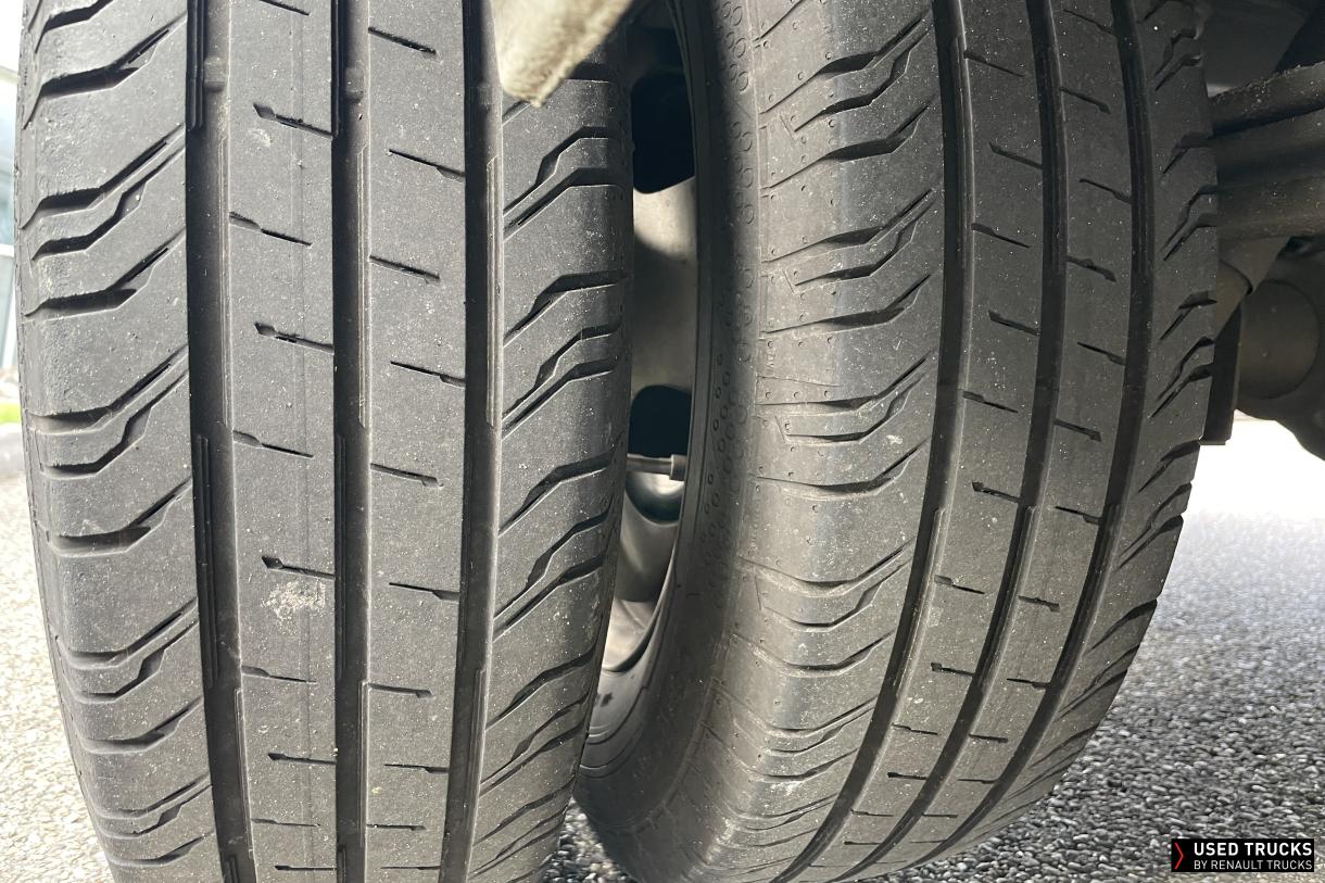 Renault Trucks Master 165