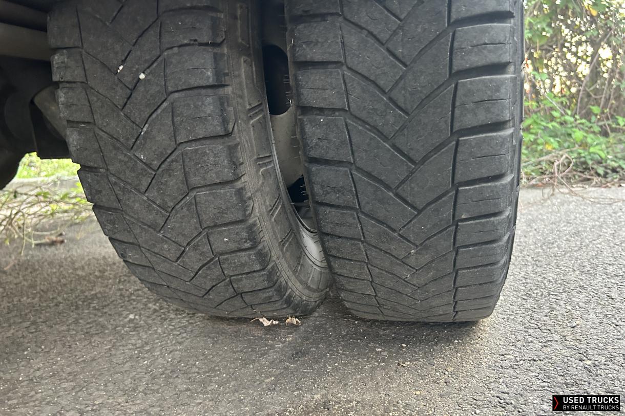 Renault Trucks Master 135