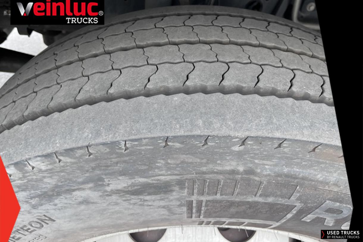 Renault Trucks Premium Route 460