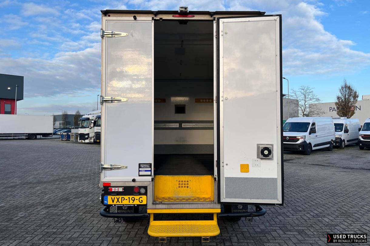 Renault Trucks Master 76