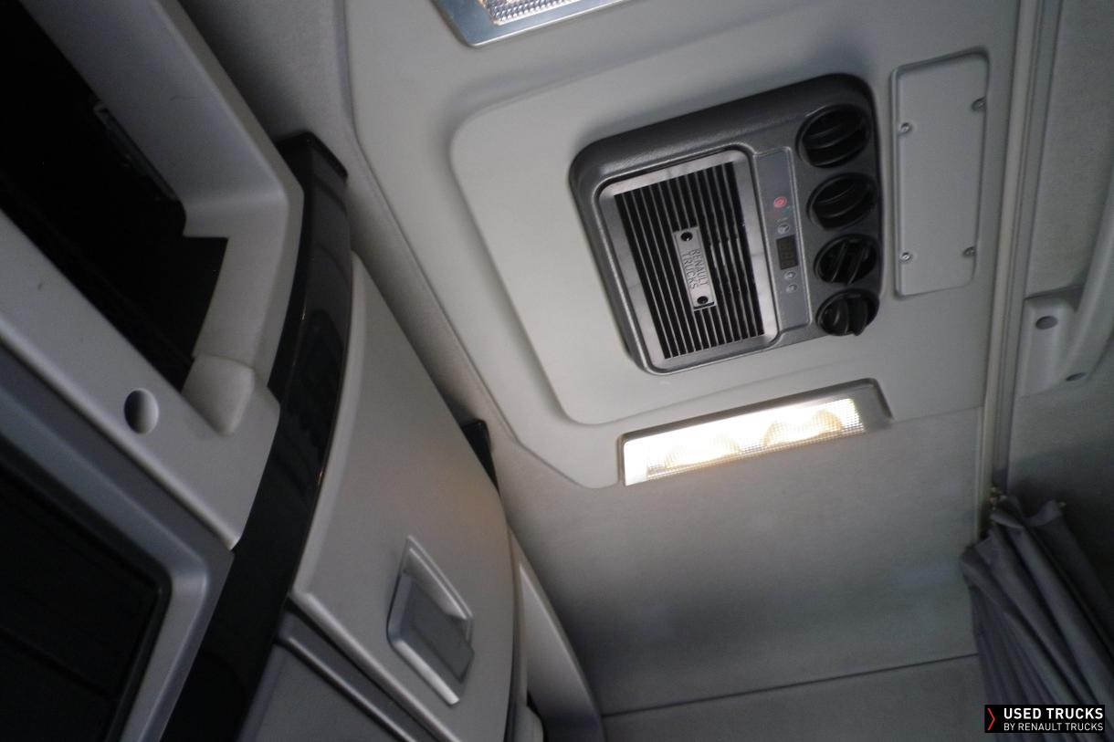 Renault Trucks T 440