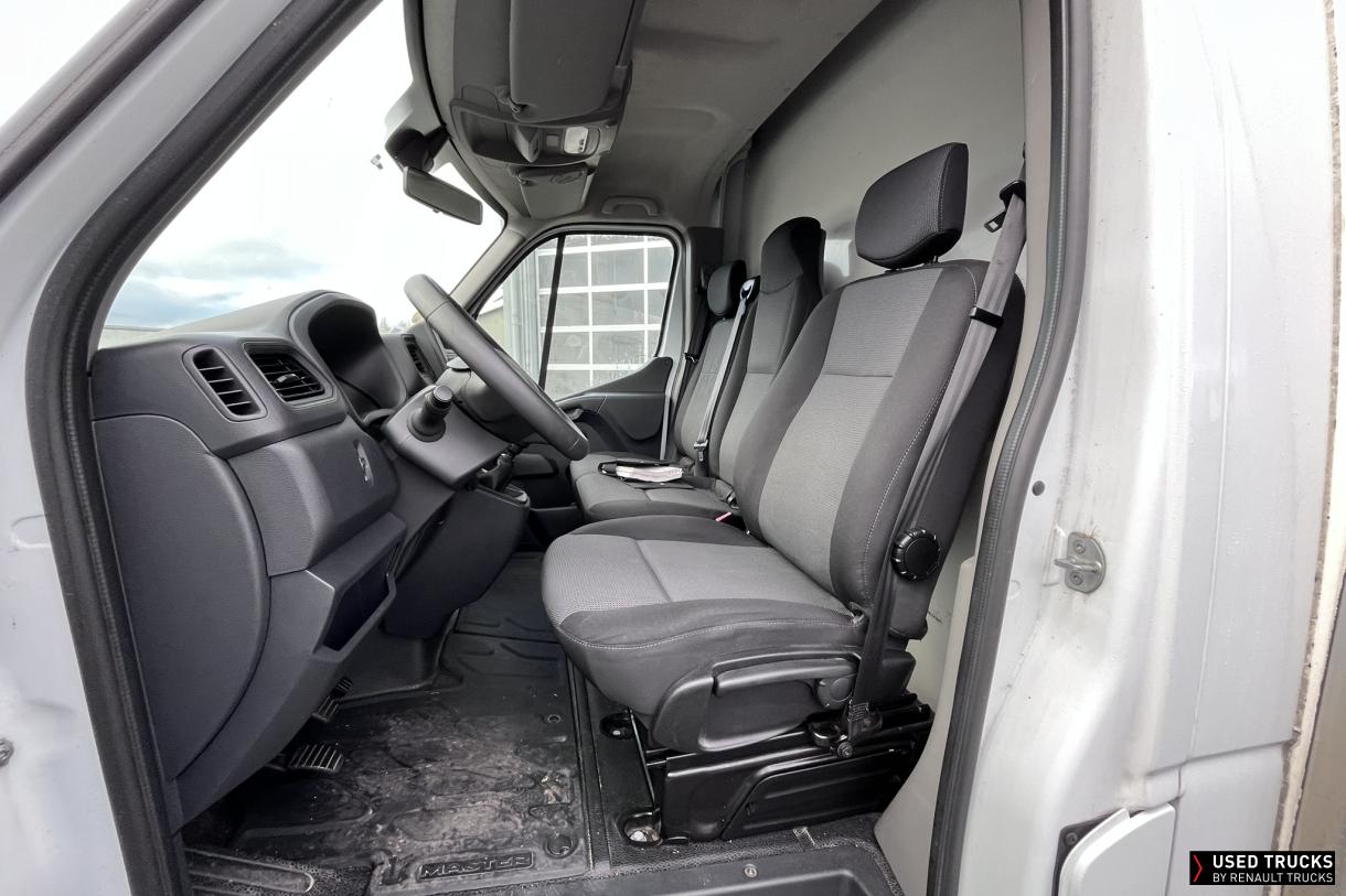 Renault Trucks Master 165