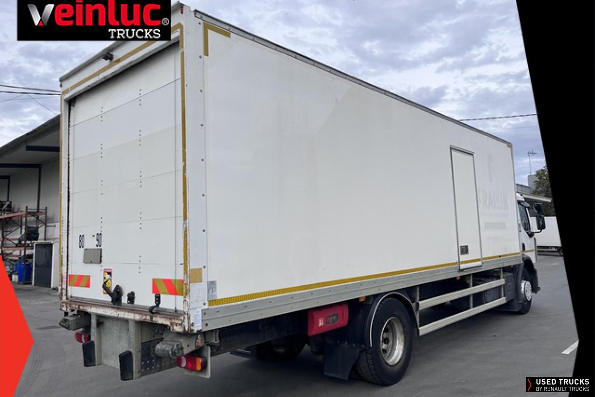 Renault Trucks D Wide 320