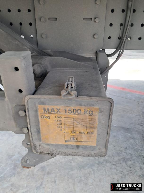 Renault Trucks D Wide 320