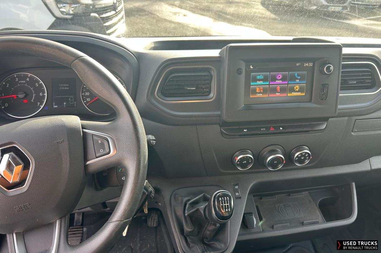 Renault Trucks Master 135
