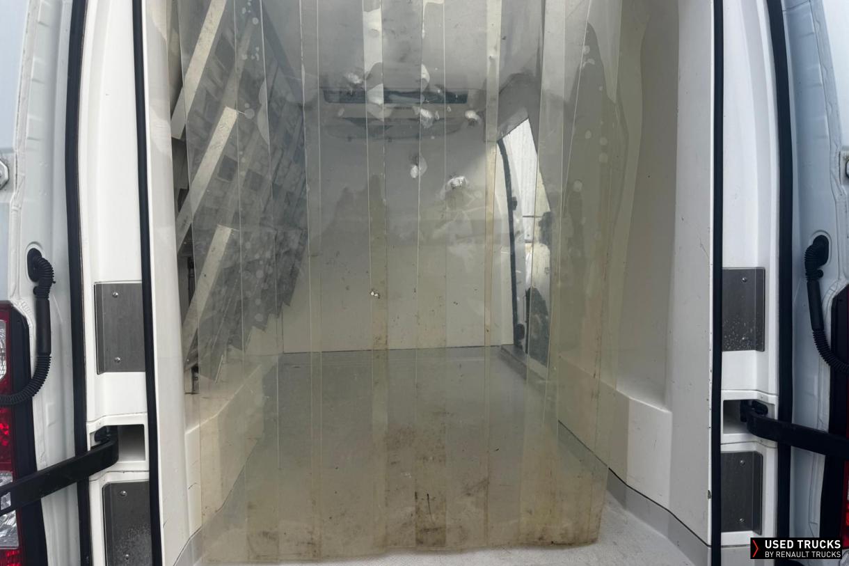 Renault Trucks Master 135