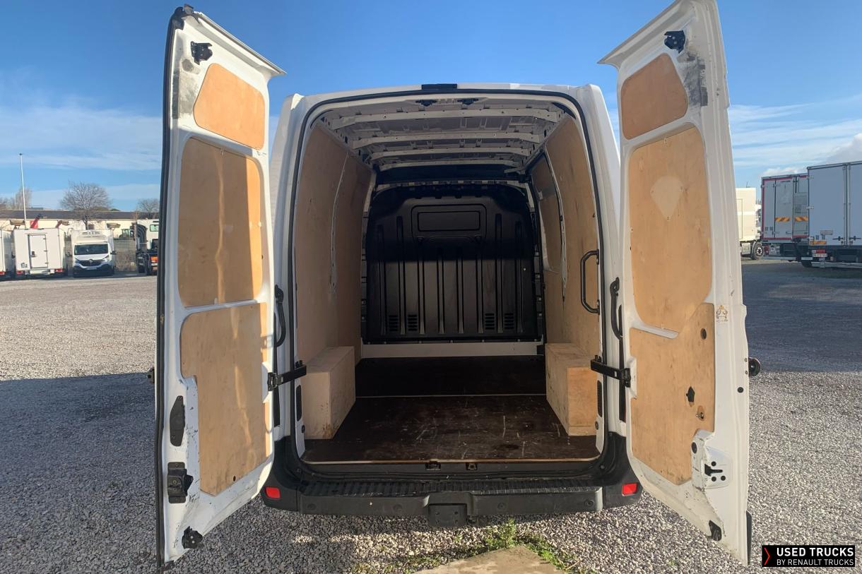 Renault Trucks Master 