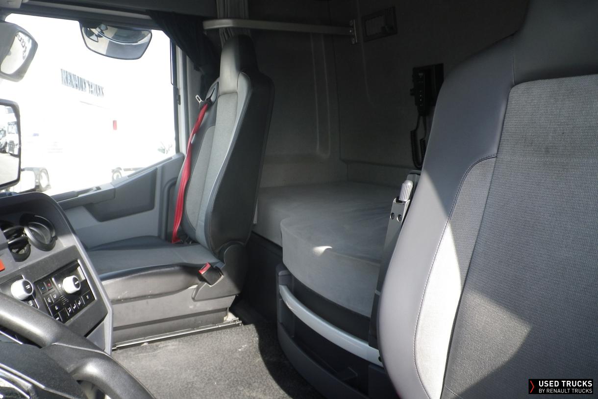 Renault Trucks T 440