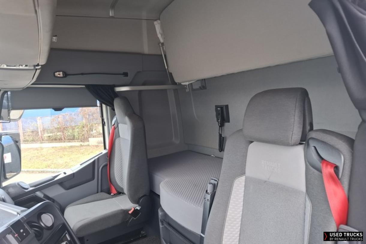 Renault Trucks T 440