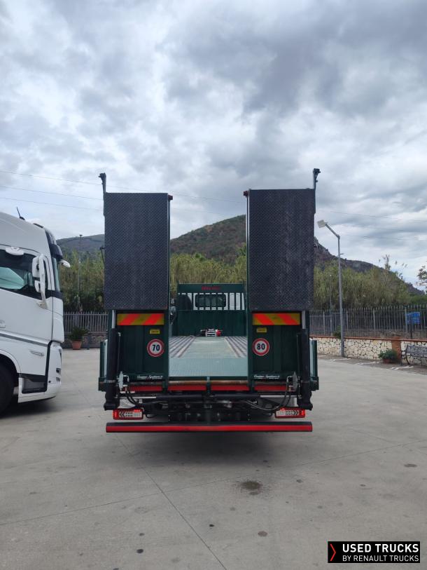 Renault Trucks D Wide 