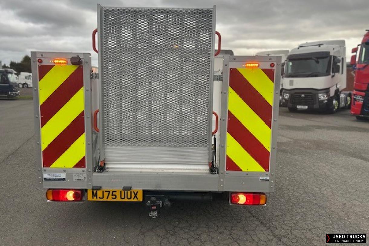 Renault Trucks Trafic 120