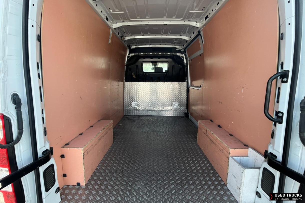 Renault Trucks Master 135