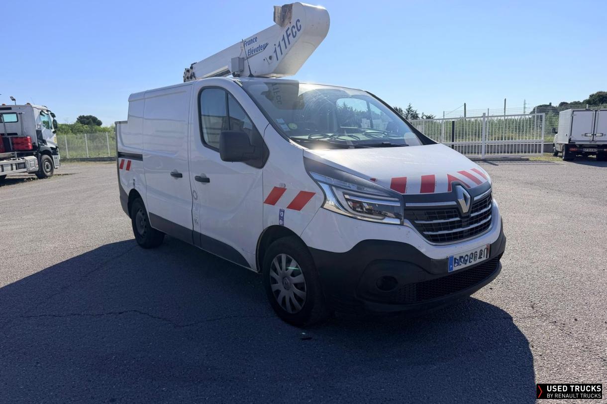 Renault Trucks Trafic 145