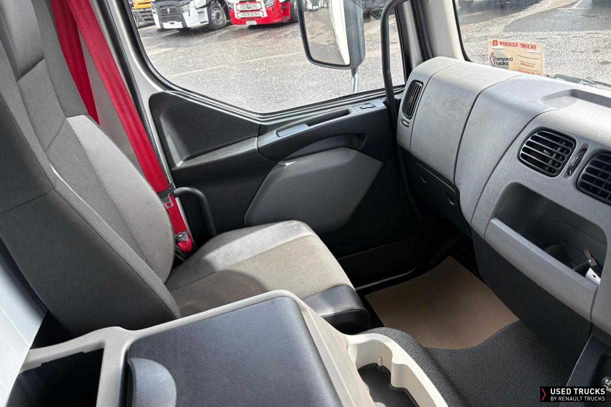Renault Trucks D 240