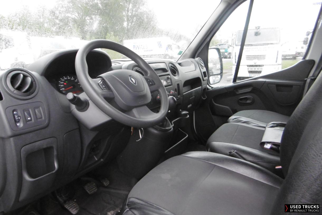 Renault Trucks Master 145