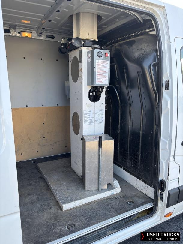 Renault Trucks Master 150