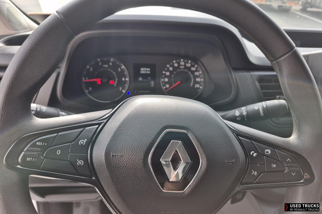 Renault Trafic 130