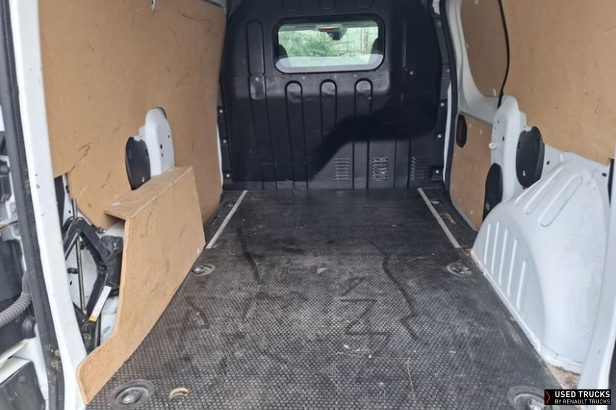 Renault Kangoo 75
