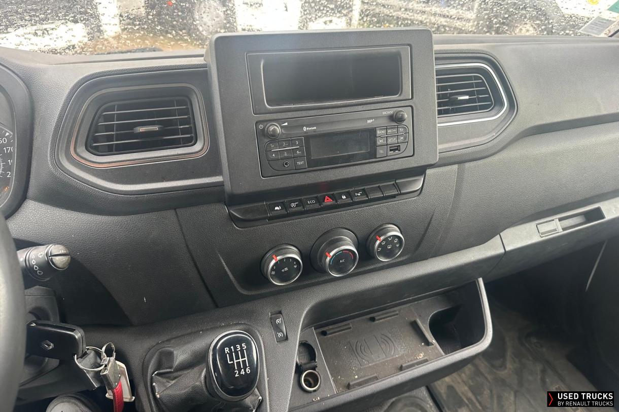 Renault Trucks Master 145