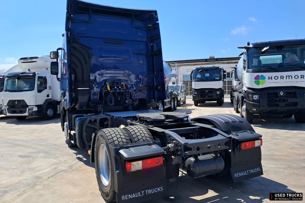 Renault Trucks T 440