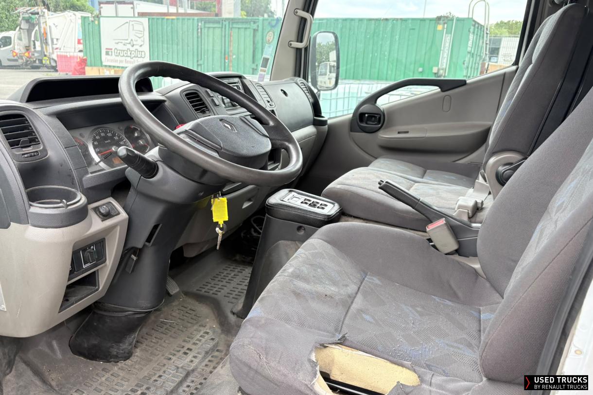Renault Trucks Maxity 110