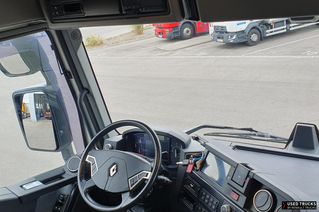 Renault Trucks T High 