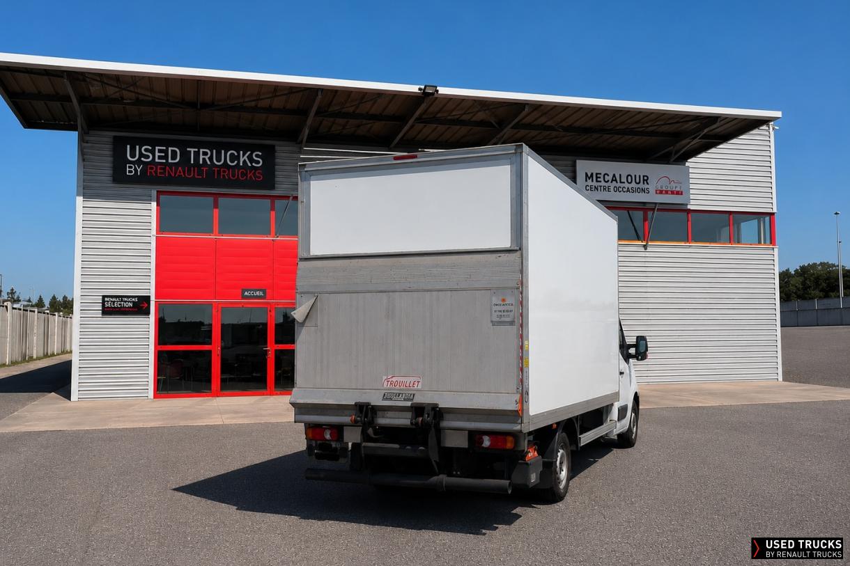 Renault Trucks Master 145