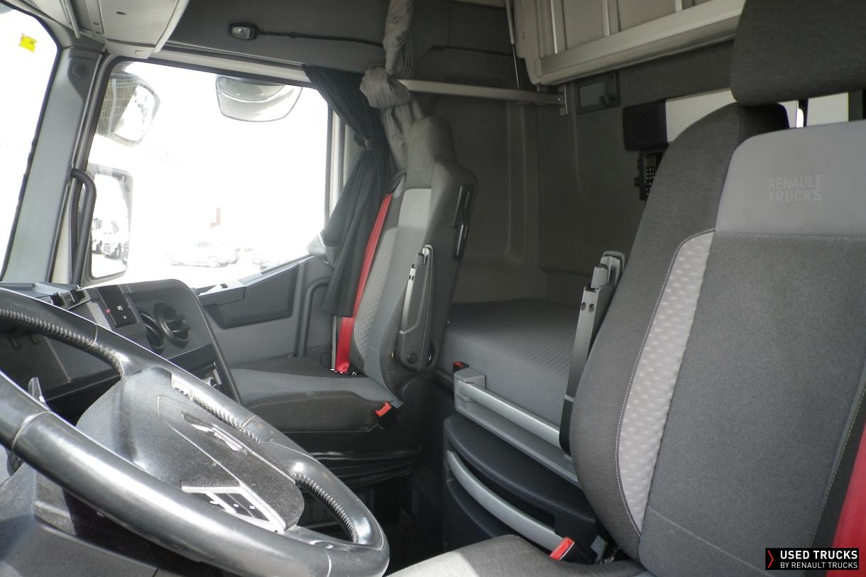 Renault Trucks T High 520