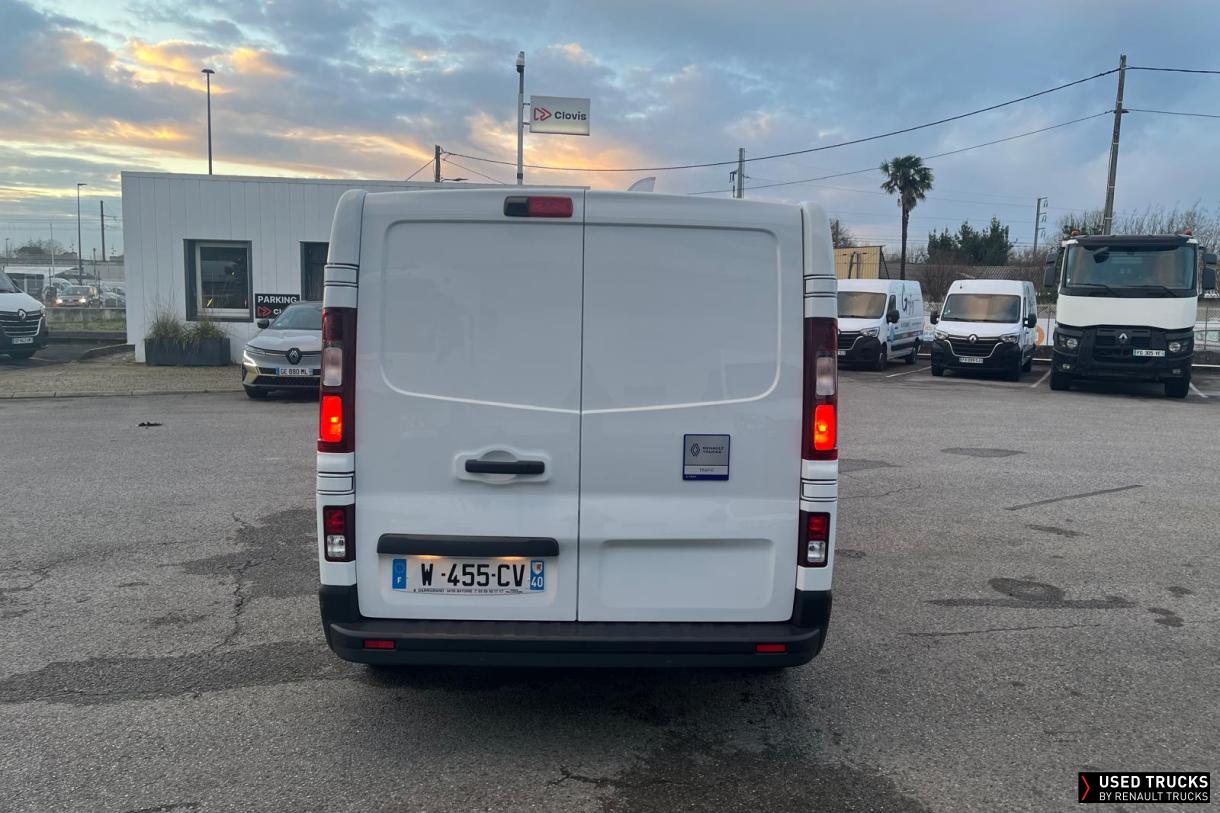 Renault Trucks Trafic 