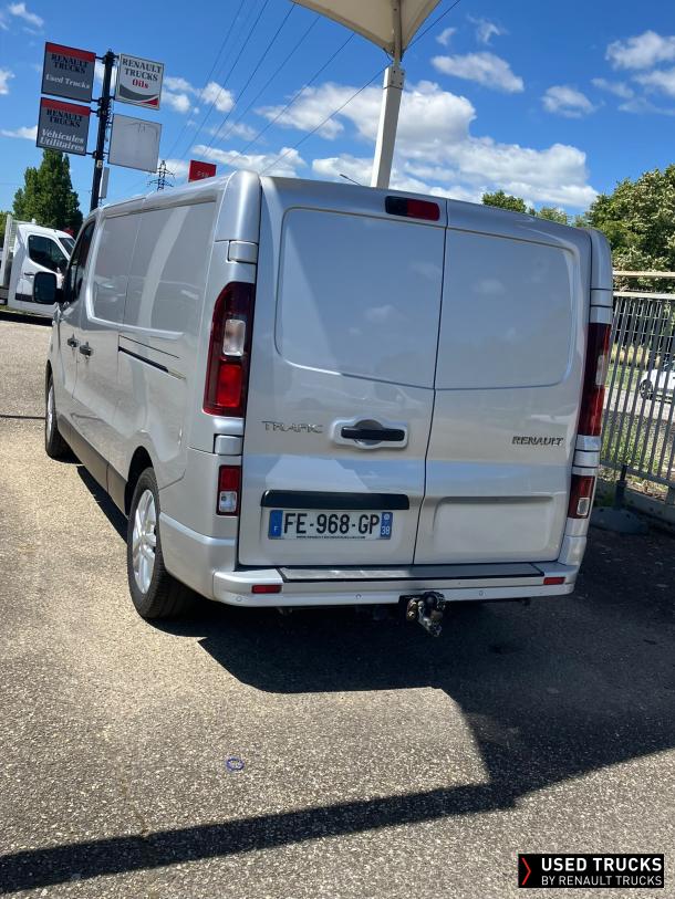 Renault Trafic 145
