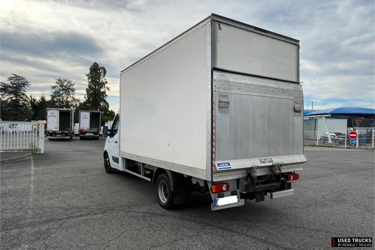 Renault Trucks Master 145