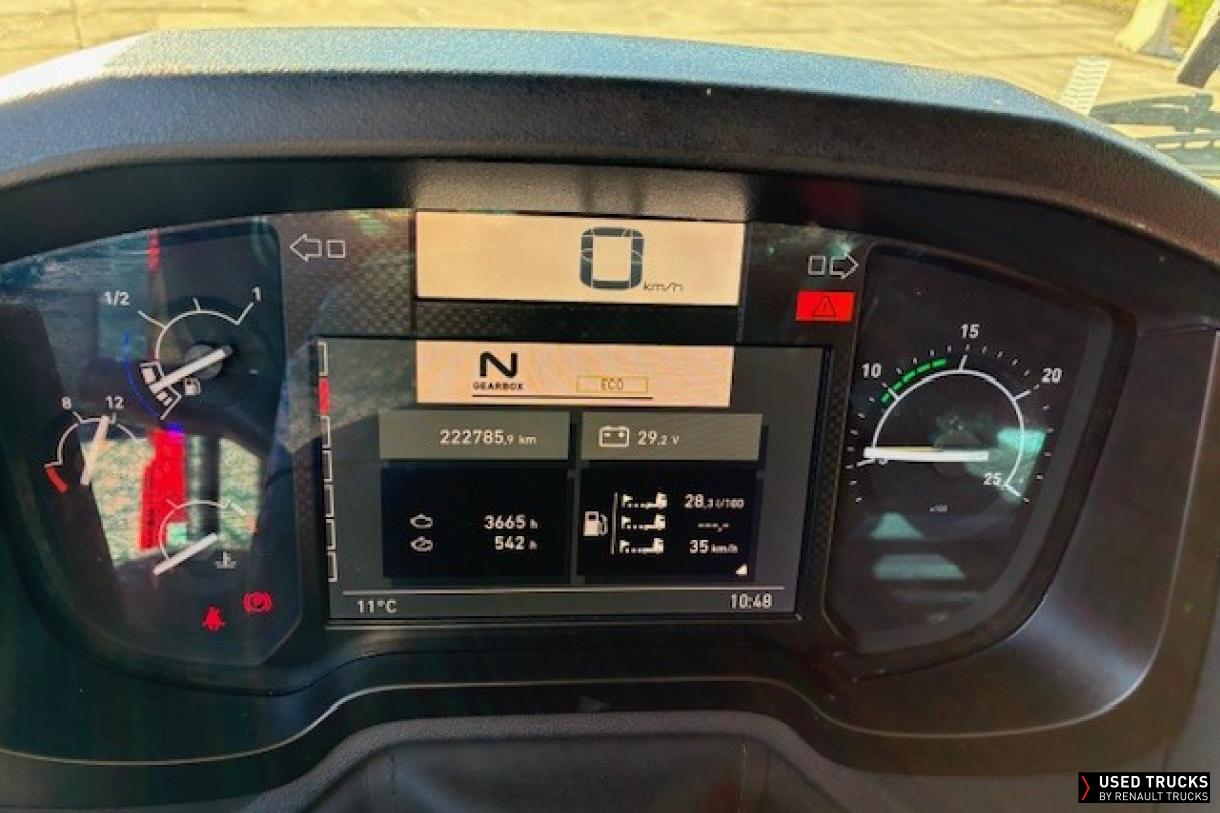 Renault Trucks T High 