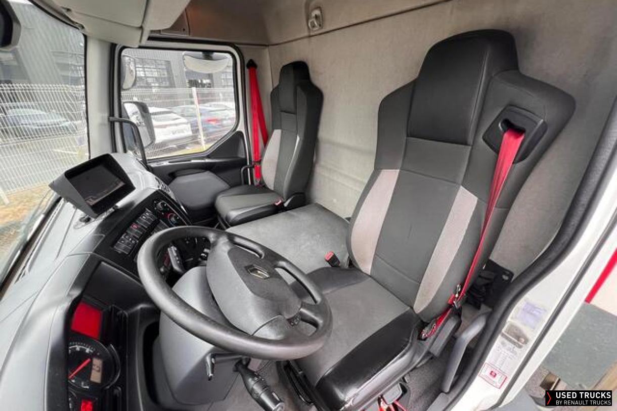 Renault Trucks D 210