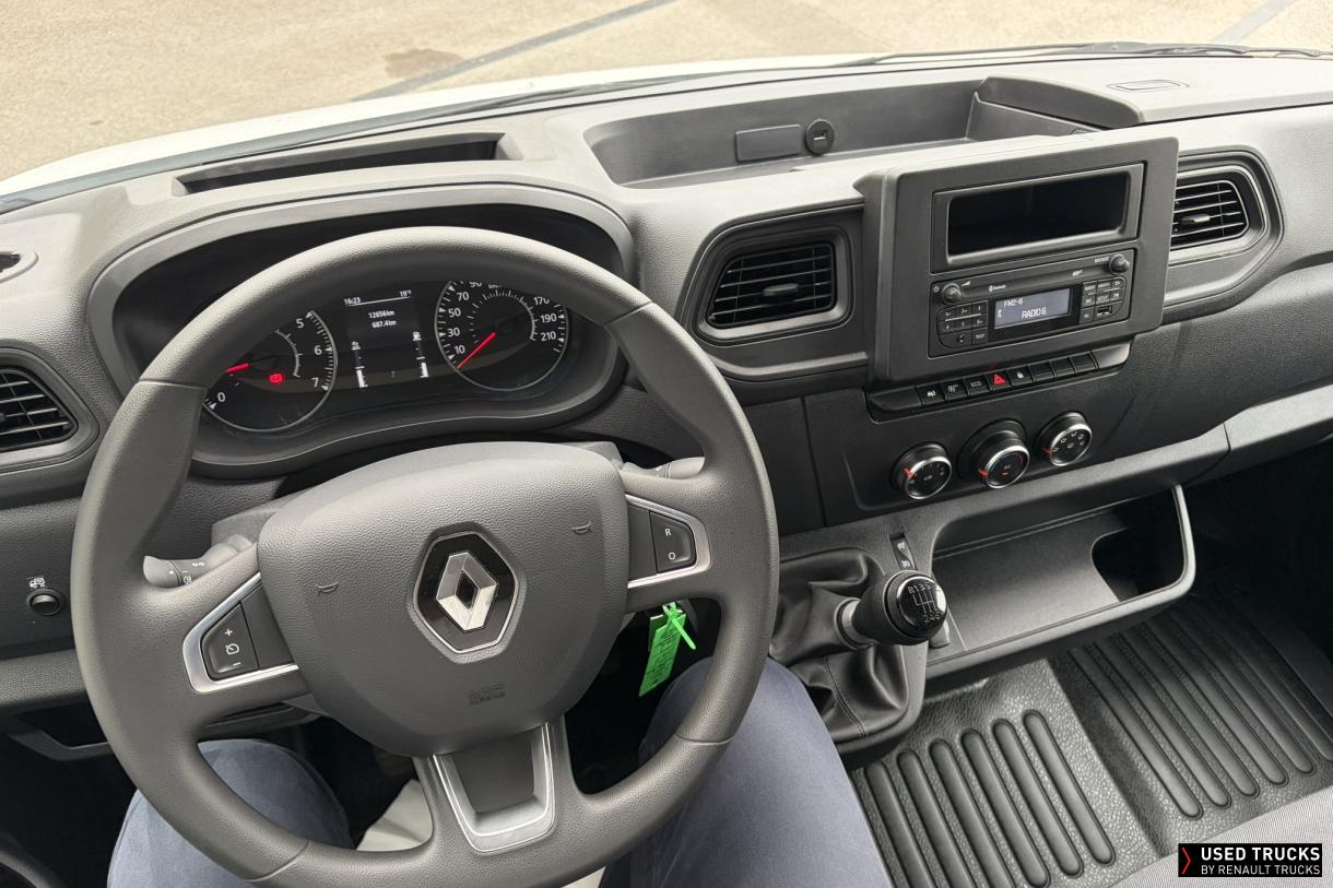 Renault Trucks Master 145