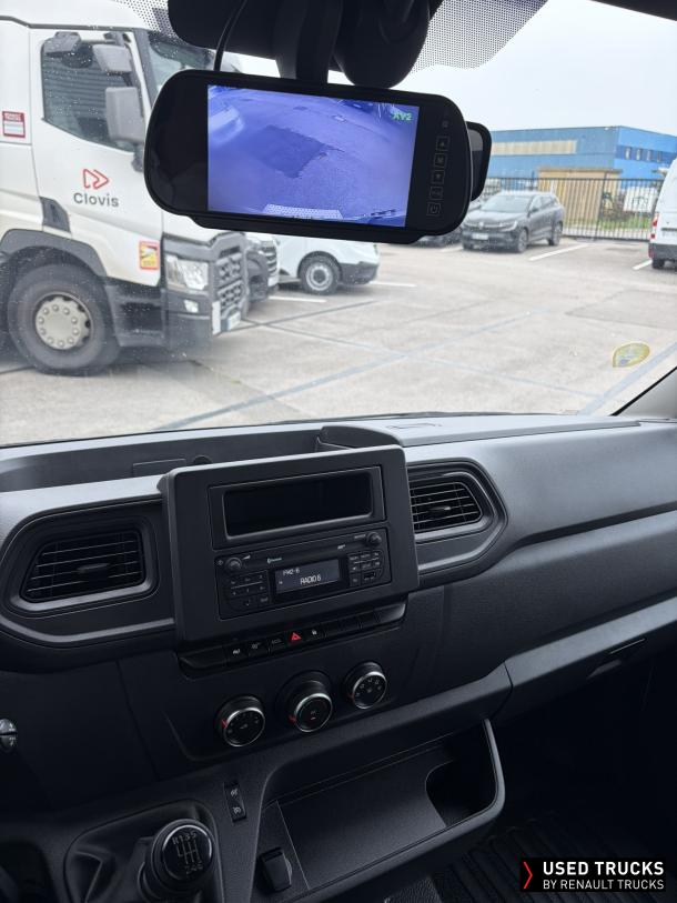 Renault Trucks Master 145